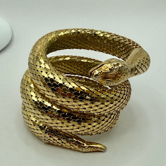 Vintage Whiting & Davis Gold Tone Mesh Serpentine Wrap Around Snake Bracelet - Picture 9 of 13